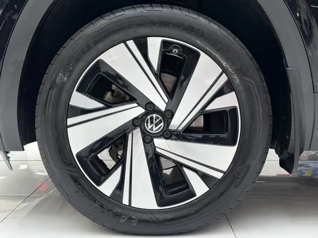 Volkswagen Teramont — Фото автомобиля 15