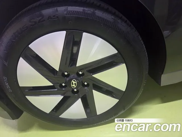 Hyundai Ioniq 6 — Фото автомобиля 20