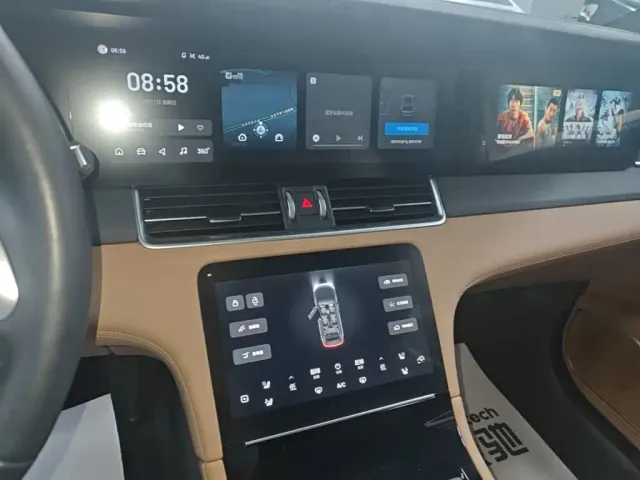 Li Auto ONE — Фото автомобиля 12
