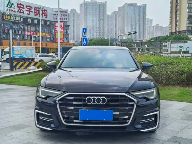 Audi Audi A6L 2023 Facelift 40 TFSI Luxury Dynamic — Фото автомобиля 2