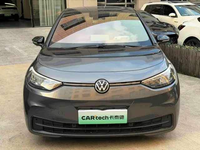 Volkswagen ID.3 — Фото автомобиля 2