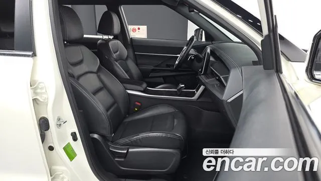 KG_Mobility_Ssangyong Torres Torres Бензин 1.5 2WD — Фото автомобиля 11