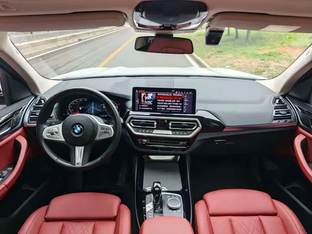 BMW X3 — Фото автомобиля 12
