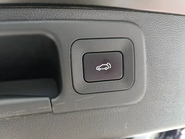 GAC Trumpchi GS8 — Фото автомобиля 19