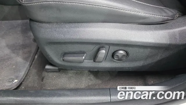 Kia Niro Niro Plus Air — Фото автомобиля 29