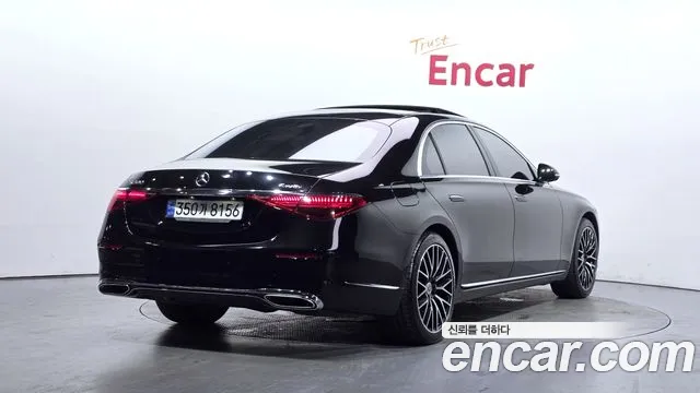 Mercedes-Benz S-Class — Фото автомобиля 2