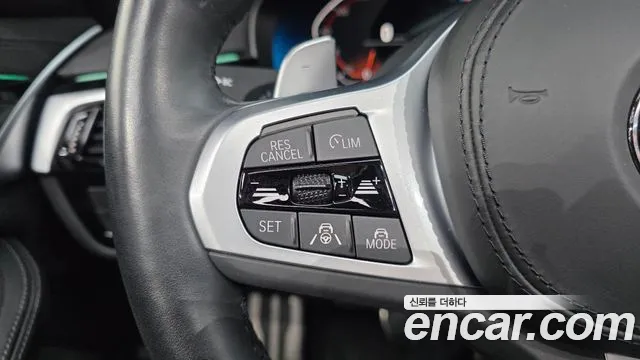 BMW 5 Series G30 — Фото автомобиля 22