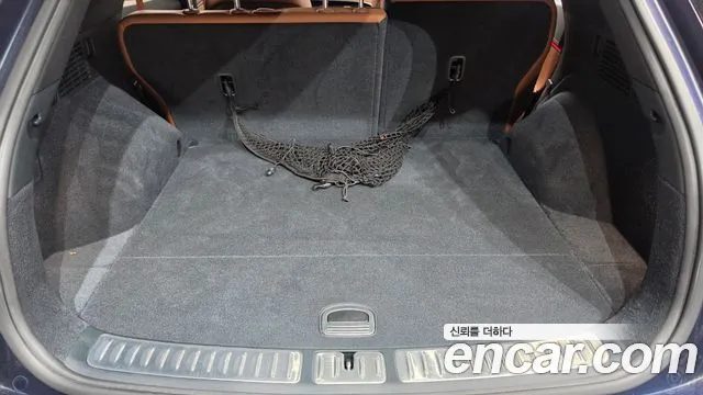 Genesis GV70 — Фото автомобиля 25