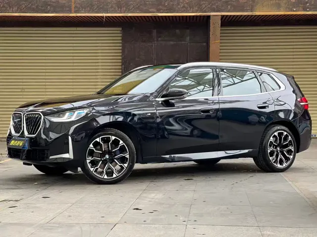 Фотография автомобиля — BMW X3