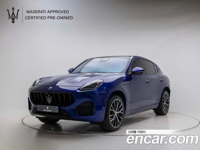 Фотография автомобиля — Maserati Grecale