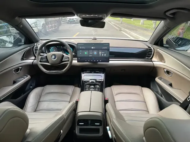 BYD Han — Фото автомобиля 20