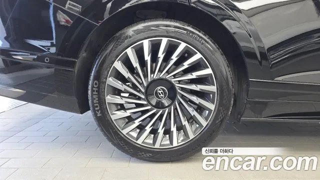 Hyundai Grandeur GN7 — Фото автомобиля 5