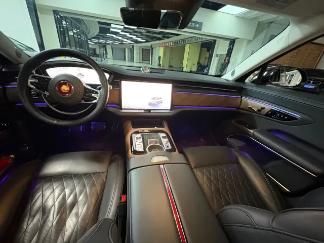 Hongqi Guoya — Фото автомобиля 7