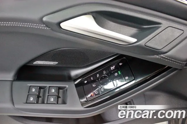 Audi A6 e-Tron — Фото автомобиля 11