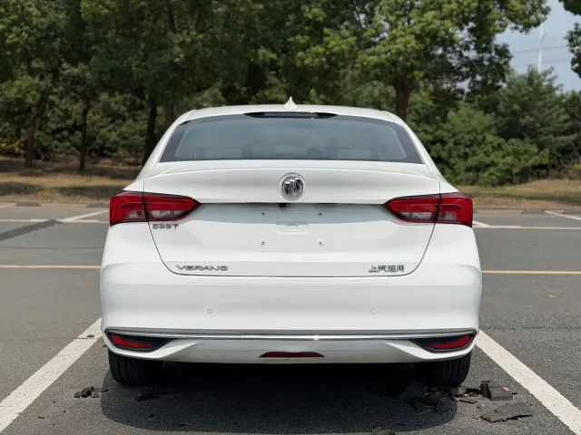 Buick Verano — Фото автомобиля 6