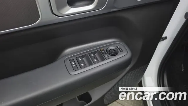 Hyundai Santafe Santa Fe (MX5) Бензин 2.5T 2WD — Фото автомобиля 23