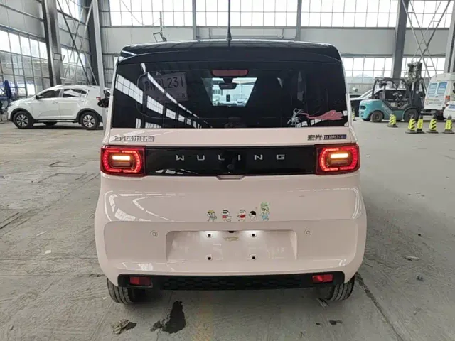 Wuling Hongguang Mini EV — Фото автомобиля 5