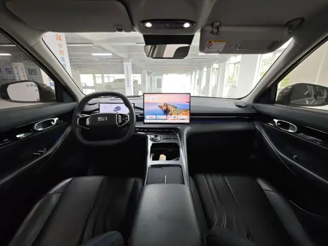 Geely Galaxy E5 — Фото автомобиля 11
