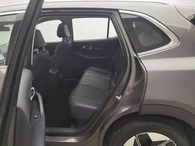Geely Galaxy E5 — Фото автомобиля 15
