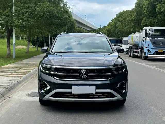 Volkswagen Talagon — Фото автомобиля 3