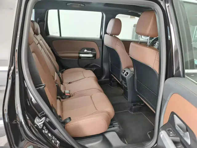 Mercedes-Benz GLB-Class — Фото автомобиля 9
