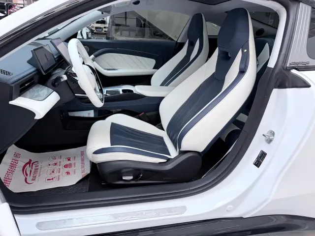 Hozon Neta GT — Фото автомобиля 10