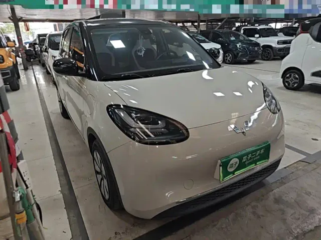 Wuling Bingo — Фото автомобиля 3