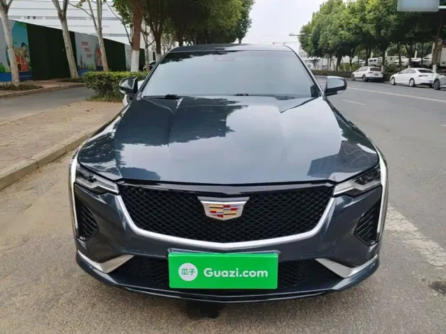 Cadillac CT4 — Фото автомобиля 2