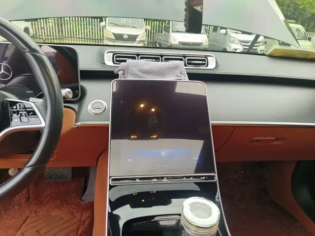 Mercedes-Benz S-Class — Фото автомобиля 12