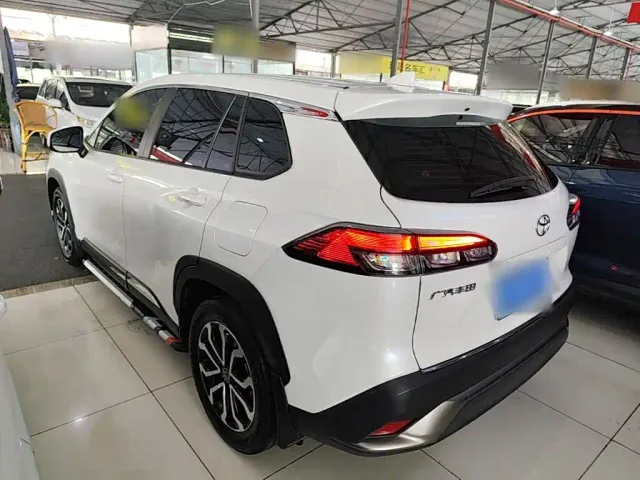 Toyota Frontlander — Фото автомобиля 4