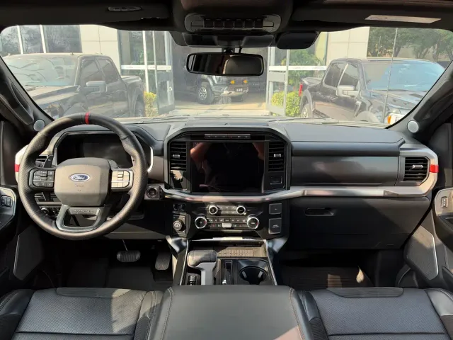 Ford F-150 Raptor — Фото автомобиля 11