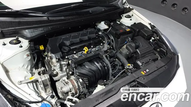 Hyundai Avante CN7 — Фото автомобиля 9