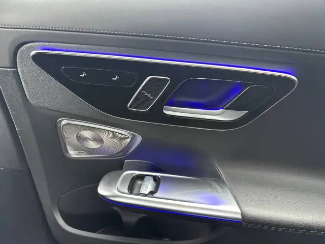 Mercedes-Benz C-Class — Фото автомобиля 10
