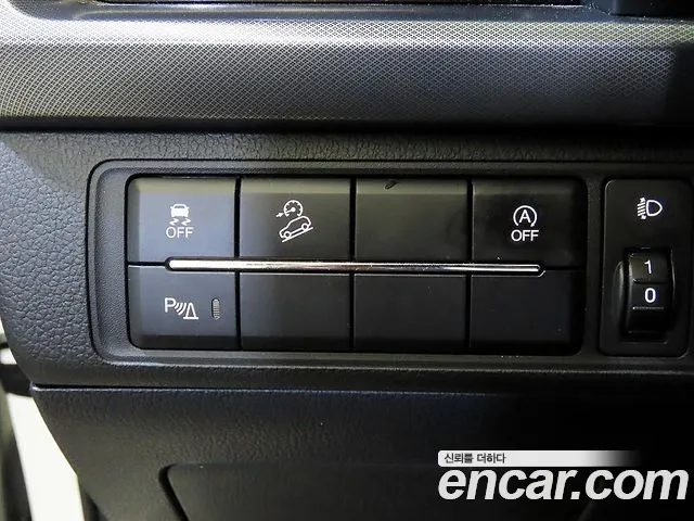 KG_Mobility_Ssangyong Rexton Новый Rexton Sport Khan Дизель 2.2 4WD — Фото автомобиля 14