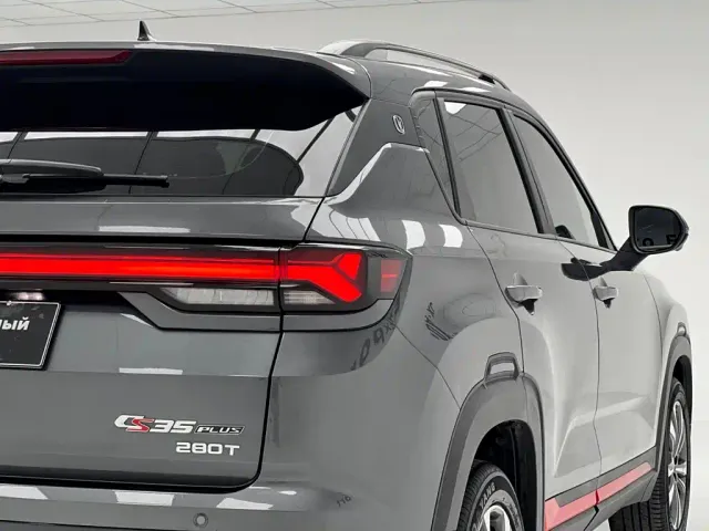 Changan CS35 Plus — Фото автомобиля 9