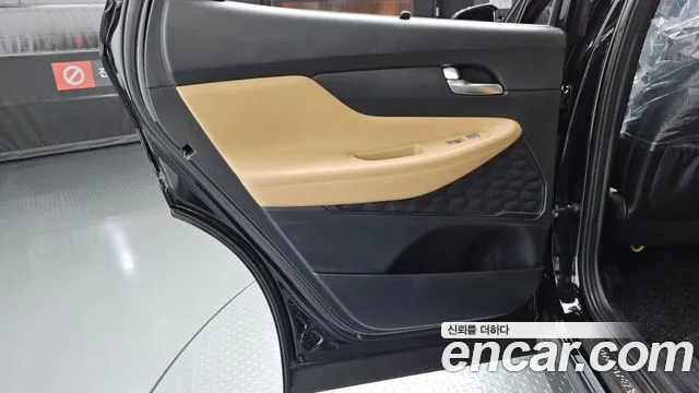 Hyundai Santa Fe Santa Fe (New) — Фото автомобиля 14