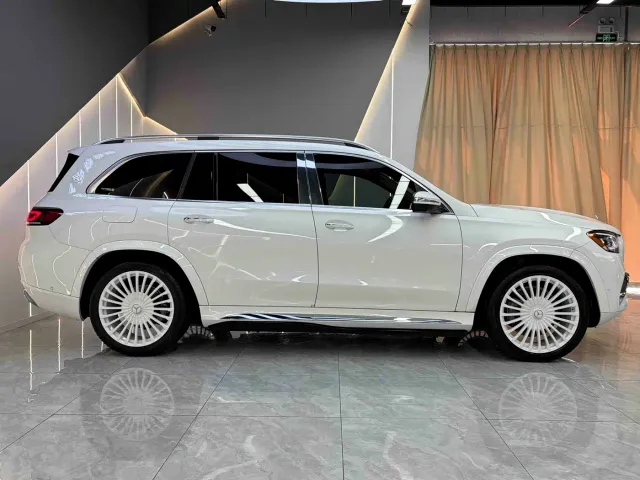Mercedes-Benz GLS-Class — Фото автомобиля 4