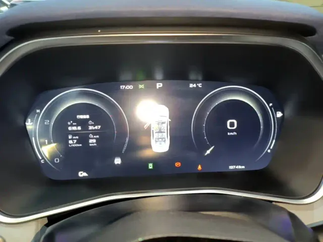 Geely Xingrui — Фото автомобиля 11