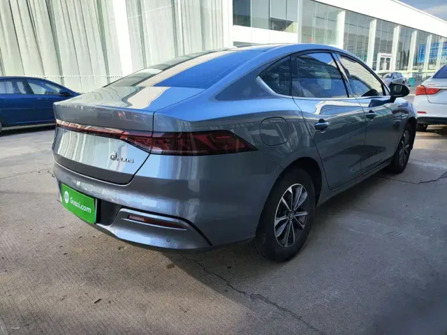 BYD Qin PLUS — Фото автомобиля 6