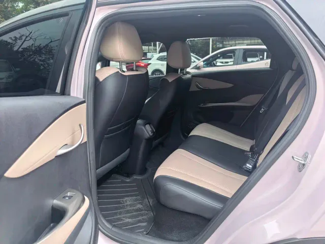 BYD Dolphin — Фото автомобиля 9