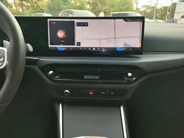 BMW 3 Series — Фото автомобиля 12