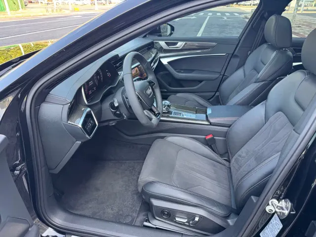 Audi A6L — Фото автомобиля 9