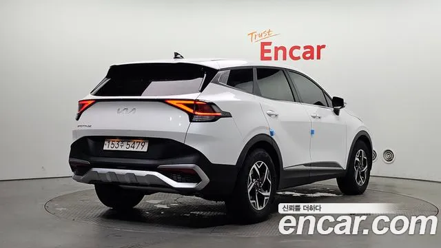 Kia Sportage Sportage 5-е поколение Бензин 1.6 турбо 2WD — Фото автомобиля 2