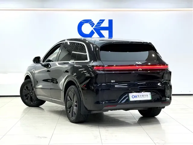 Li Auto L6 — Фото автомобиля 15