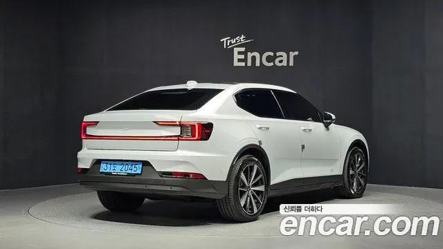 Polestar Polestar 2 — Фото автомобиля 2
