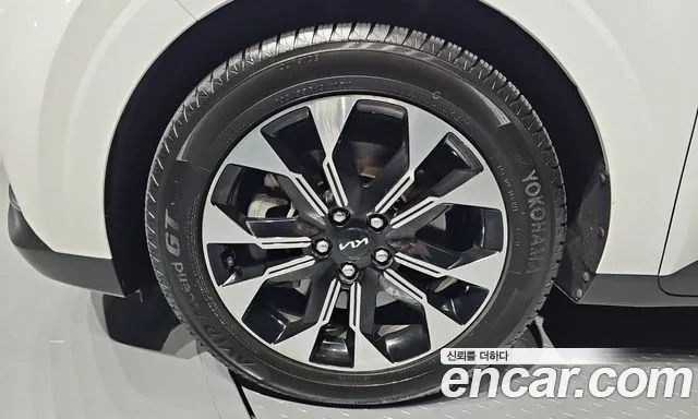 Kia Carnival 4th Gen — Фото автомобиля 5