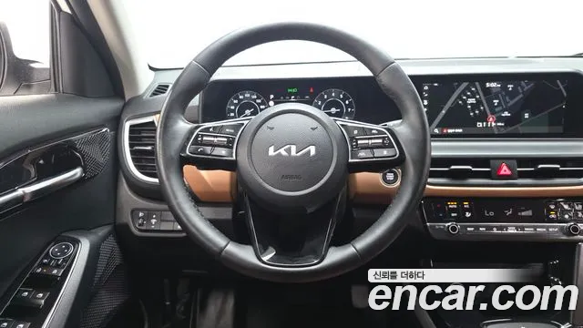 Kia Seltos — Фото автомобиля 11