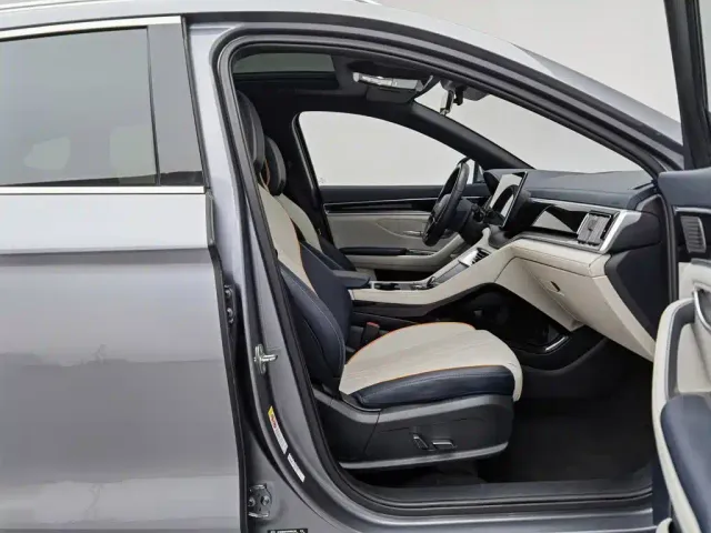BYD Song PLUS — Фото автомобиля 23