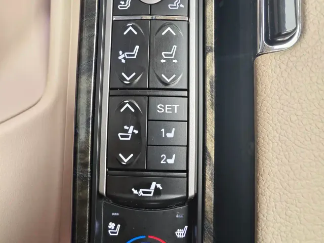 Mercedes-Benz V-Class — Фото автомобиля 23