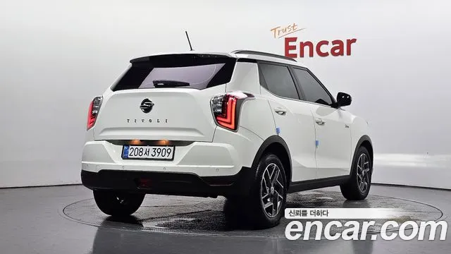 KG_Mobility_Ssangyong TIBOLI Very New Tivoli Бензин 1.5 2WD — Фото автомобиля 2